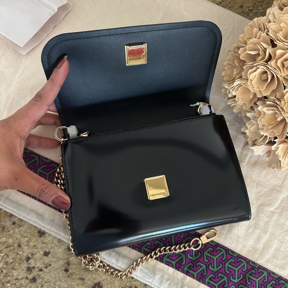 New Tory burch Emerson patent chain wallet crossbody 🖤 - Picture 4 of 10